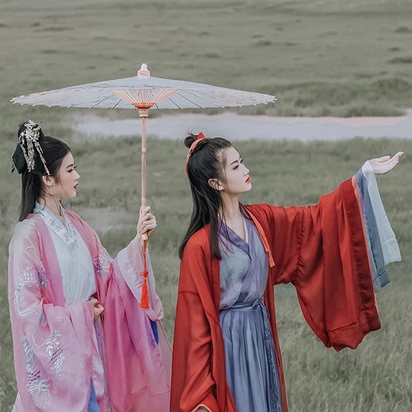 草原喝酒閨蜜頭像，唯美古風(fēng)真人頭像