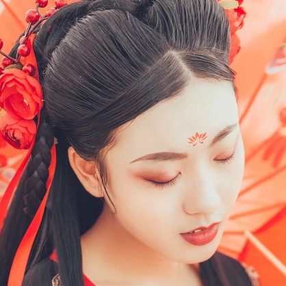 紅妝帶紅傘女生頭像，唯美古風(fēng)真人頭像