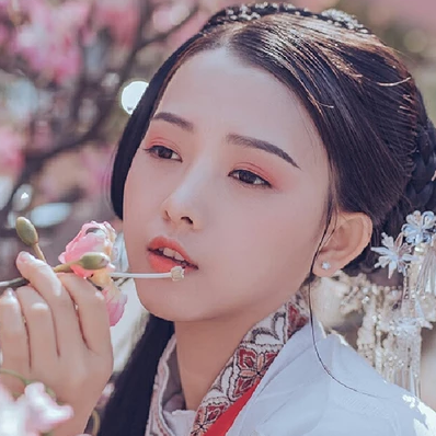 粉色木棉花少女頭像，唯美古風(fēng)真人頭像