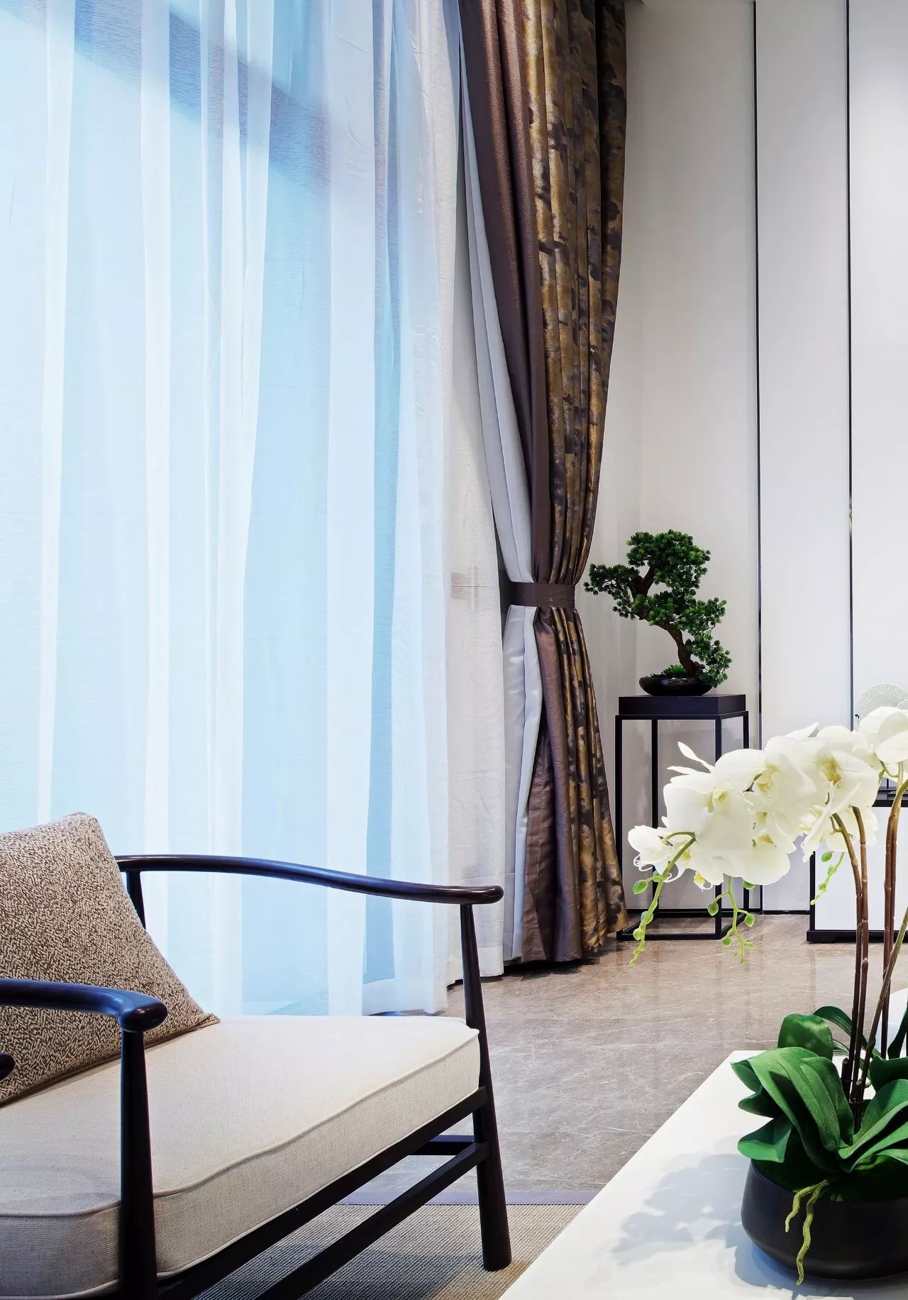 雙拼別墅樣板房：禪意留白的東方中式之美！