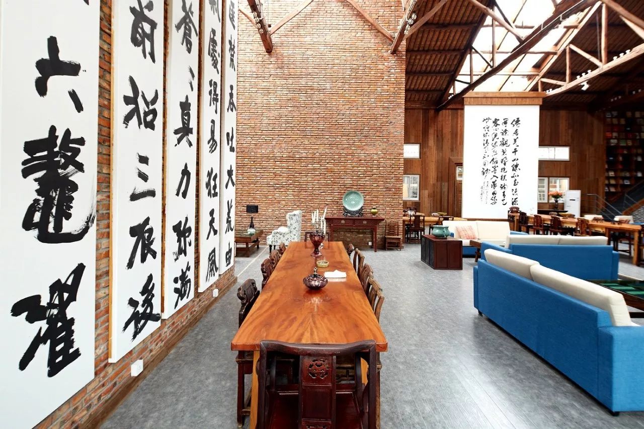 讓時光和經(jīng)歷變成一本書：中國首家圖書館民宿