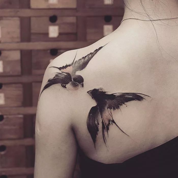 水墨人體彩繪藝術(shù)，傳統(tǒng)國畫與時尚刺青的融合