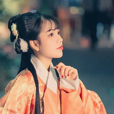 淡橘色漢服少女頭像，唯美古風真人頭像