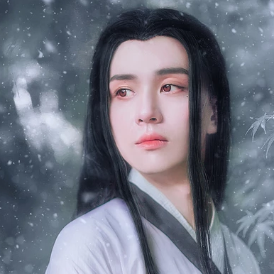 雪景翩翩公子帶折扇頭像，唯美古風(fēng)真人頭像