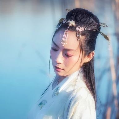 文藝帶笛子女生頭像，唯美古風(fēng)真人頭像