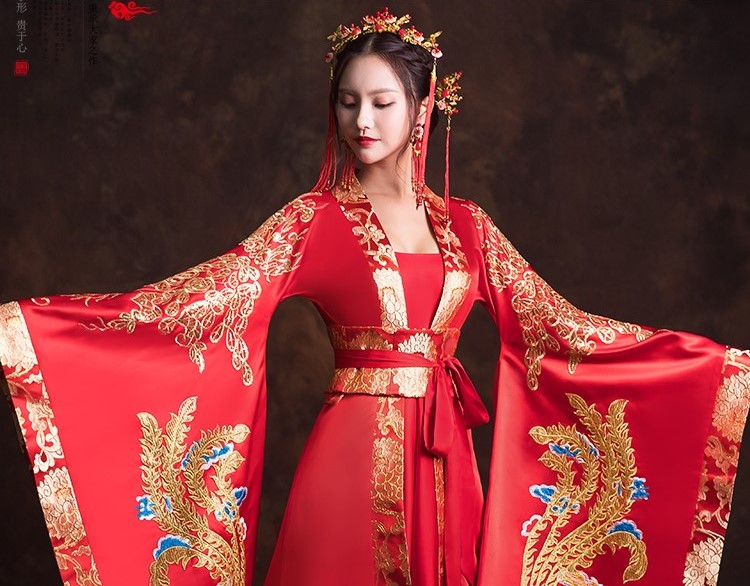漢服新娘結婚禮服，奢華大氣中式禮服