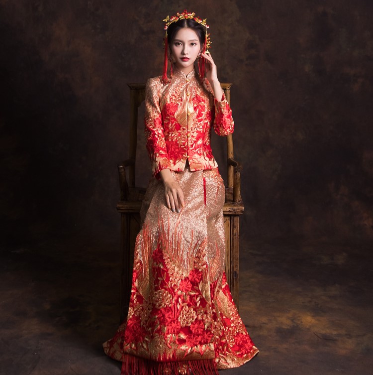 古典新娘結婚禮服，喜悅花朵中式禮服