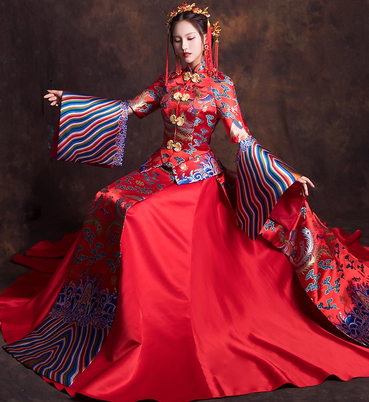 創(chuàng)意袖口新娘結(jié)婚禮服，奢華拖尾中式禮服