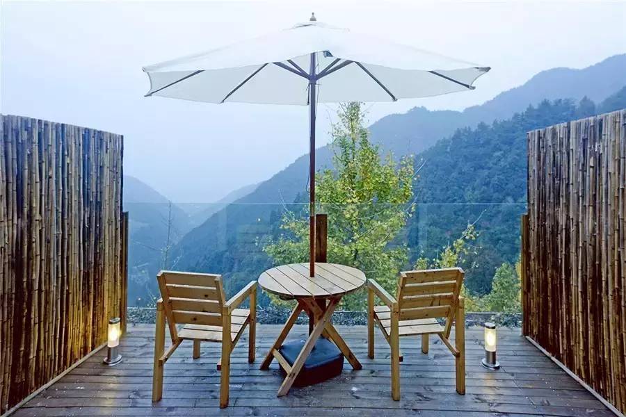 過(guò)云山居·長(zhǎng)丘田，躺在浴缸里摘朵云