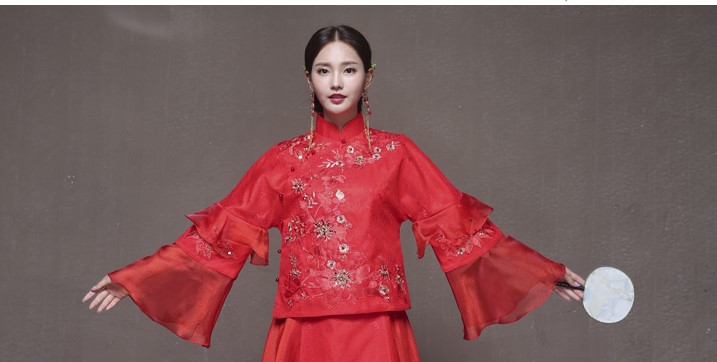 靈秀荷葉袖中式禮服，典雅韻味新娘禮服