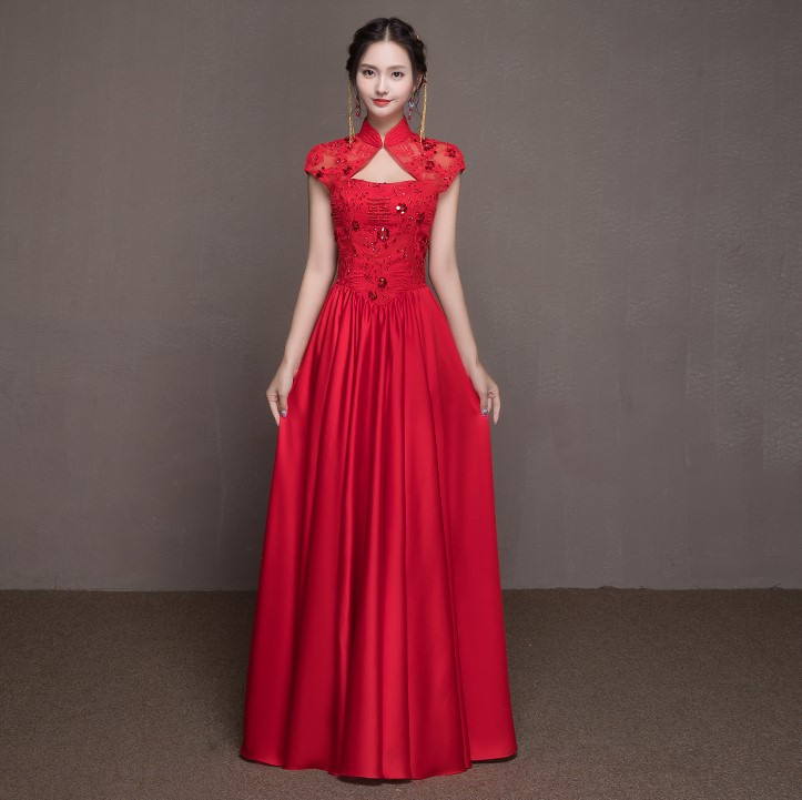 喜結(jié)良緣中式禮服，唯美性感珠花晚禮服