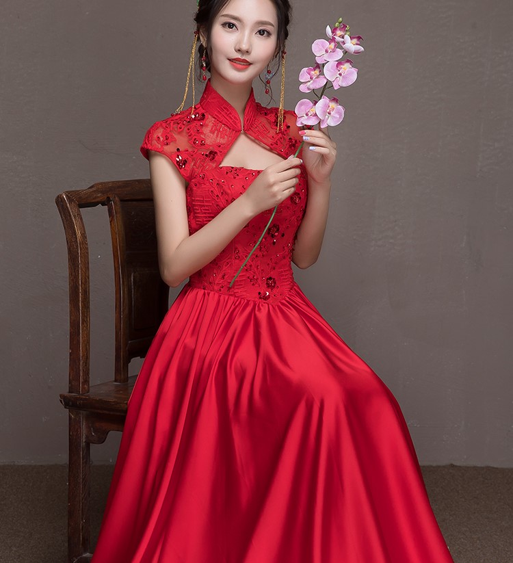 喜結(jié)良緣中式禮服，唯美性感珠花晚禮服