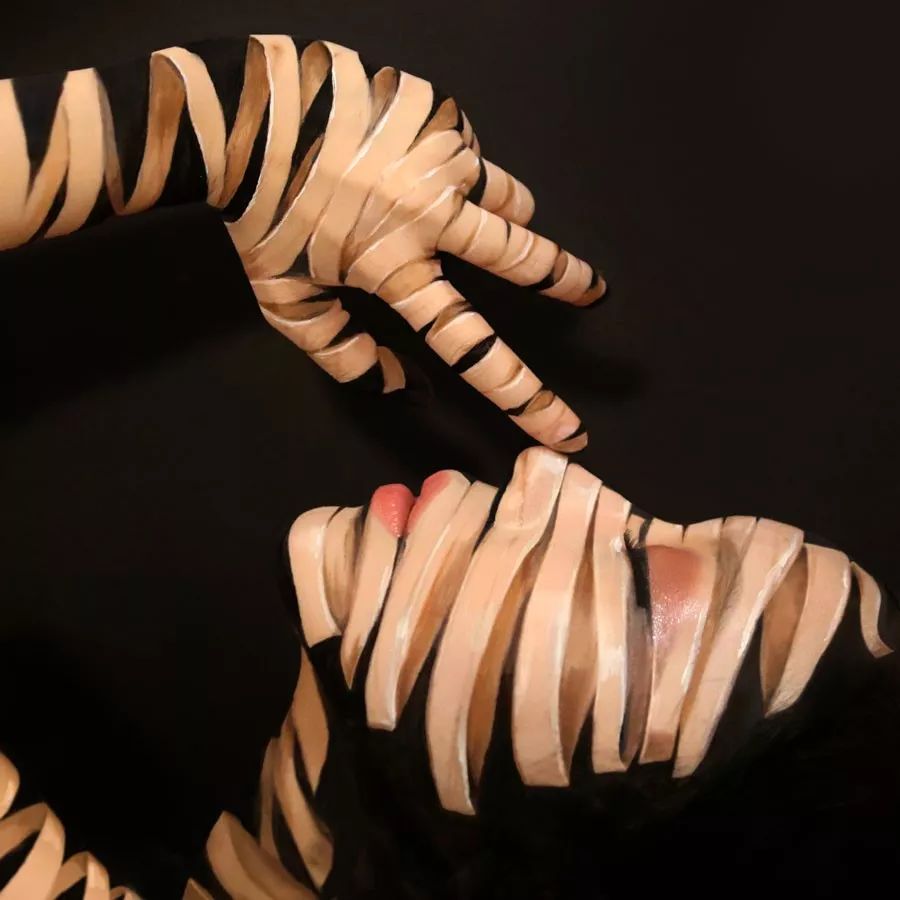 人體彩繪藝術(shù)：在皮膚上畫畫，美爆了!