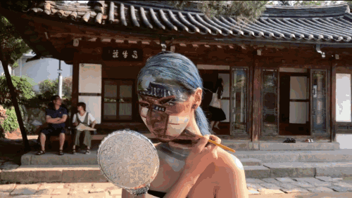 人體彩繪藝術(shù)：在皮膚上畫畫，美爆了!