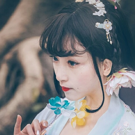森林花仙子女生頭像，唯美古風(fēng)真人頭像
