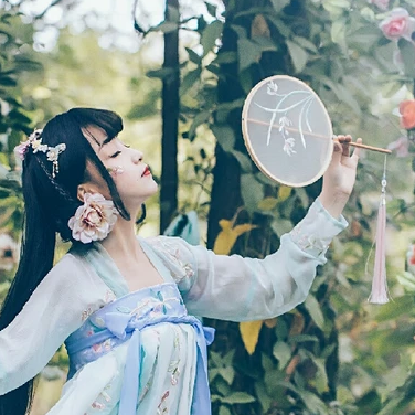 森林花仙子女生頭像，唯美古風(fēng)真人頭像