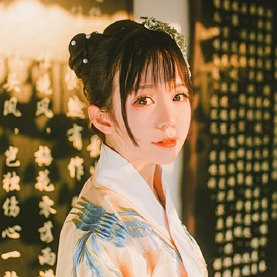 清新可愛帶團扇女生頭像，唯美古風(fēng)真人頭像