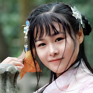 楓葉韻味女生頭像，唯美古風(fēng)真人頭像