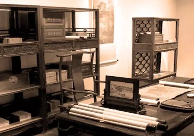 名人書房欣賞：遠離塵世的一個美妙的書房