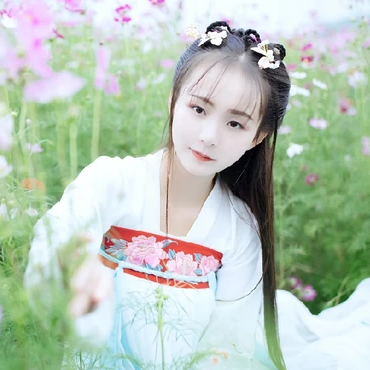 小清新花朵帶團(tuán)扇女生頭像，唯美古風(fēng)真人頭像