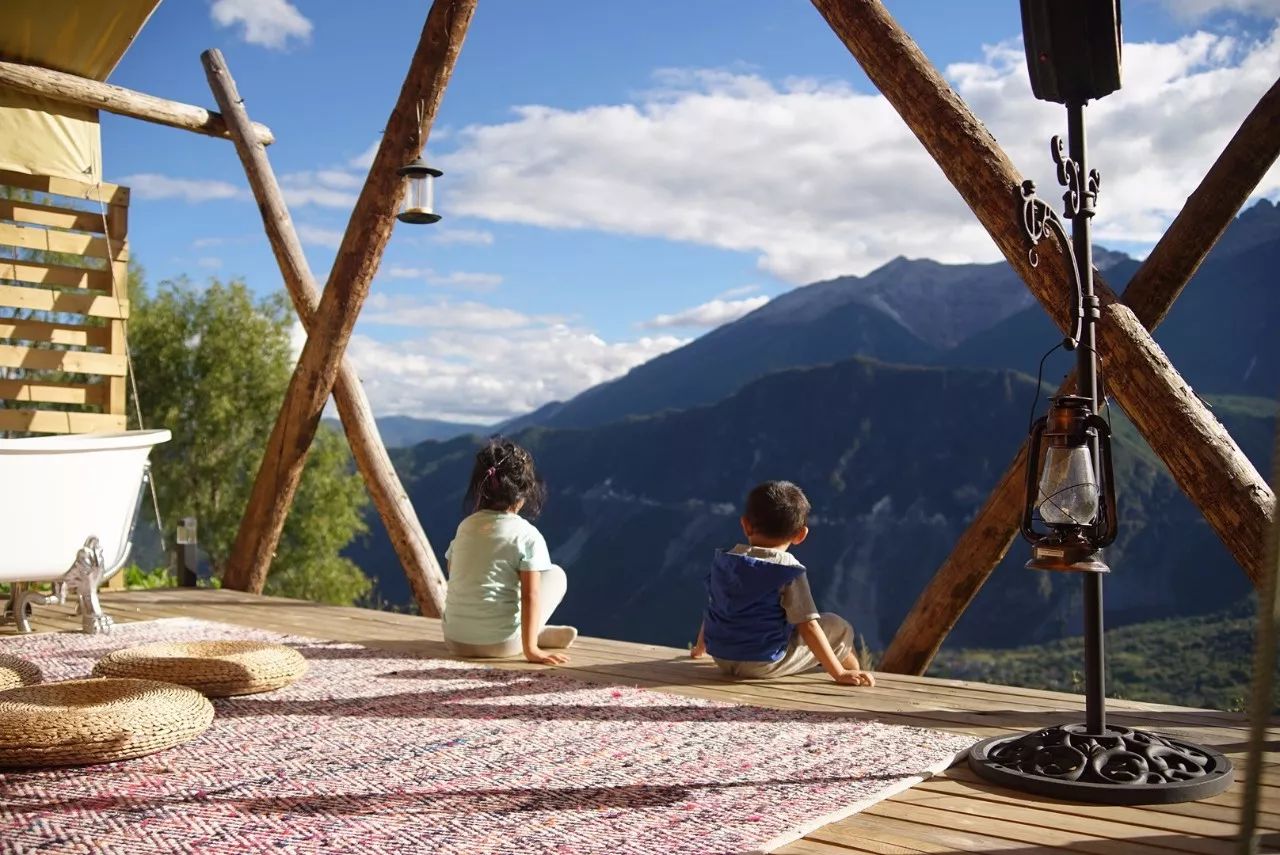 云階·格蘭平營地，踩著云一步步登上哈巴雪山