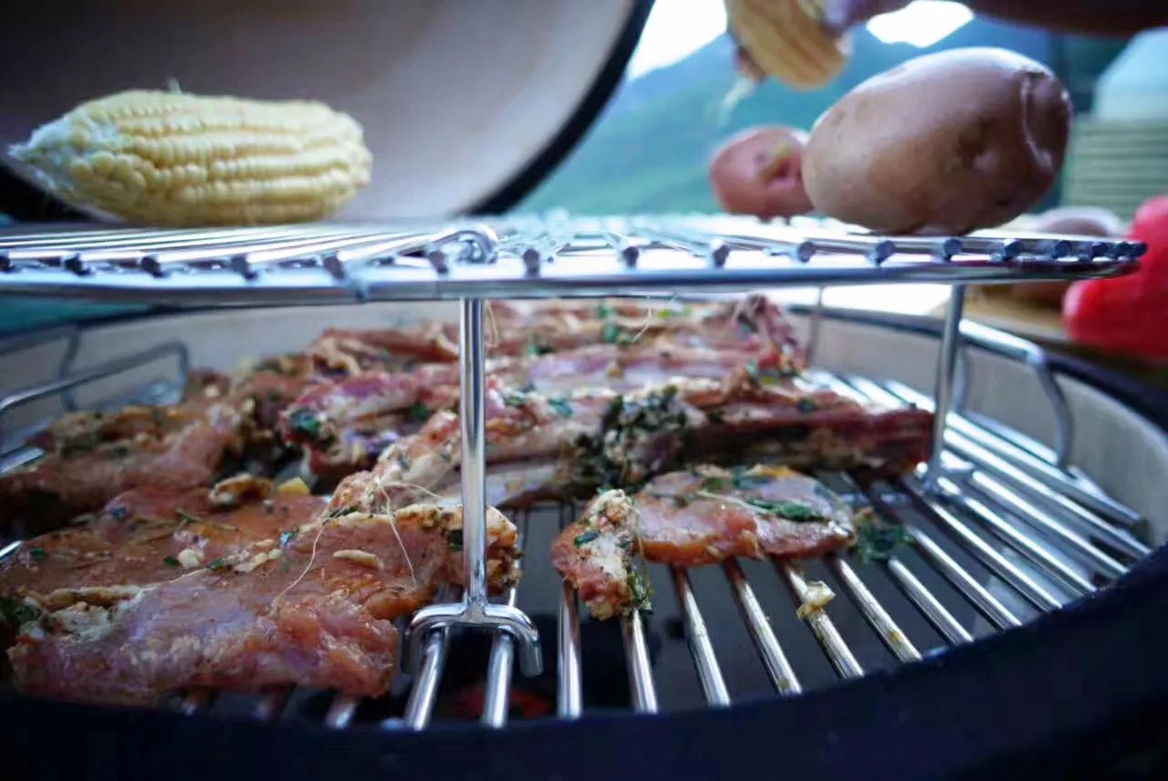 云階·格蘭平營(yíng)地，踩著云一步步登上哈巴雪山