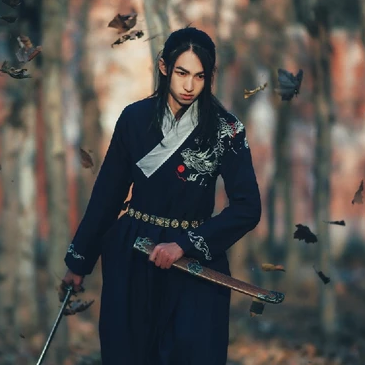 霸氣帶兵器男生頭像，唯美古風(fēng)真人頭像