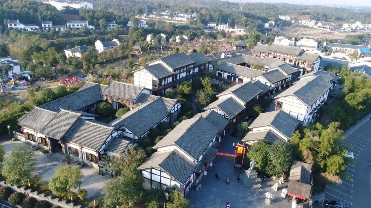 寧鄉(xiāng)·麥吉，打造成一家「中國城市特色+人文品