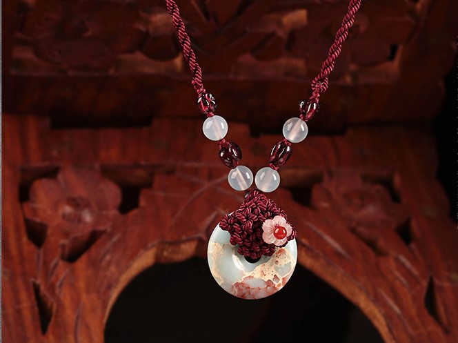 平安扣吊墜鎖骨鏈項鏈?zhǔn)罪? src="/wenxue/d/file/bigpic/190404/04/13-1P11Q04A5-51.jpg" / data-vTXL="9J23MX"><br / data-tTwi="dgkBGD">
	<img alt=