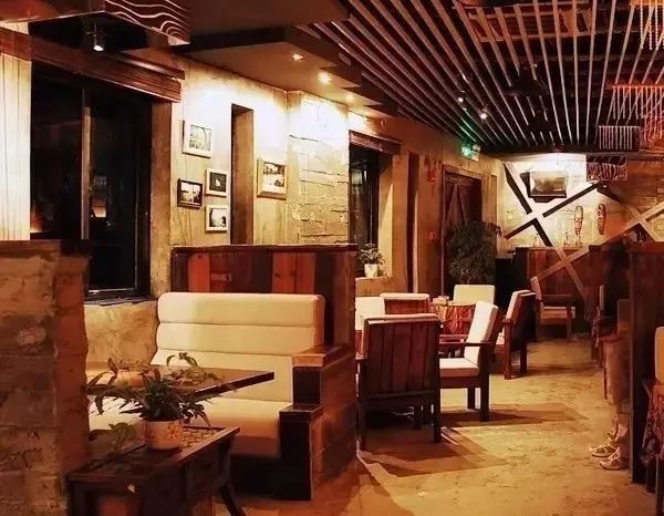 大理·胡思年月海景度假客棧，人間處處是道場