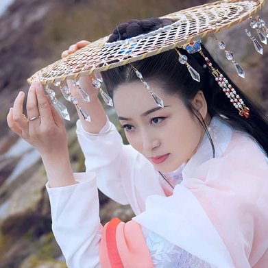 珠簾斗笠女生頭像，唯美古風真人頭像