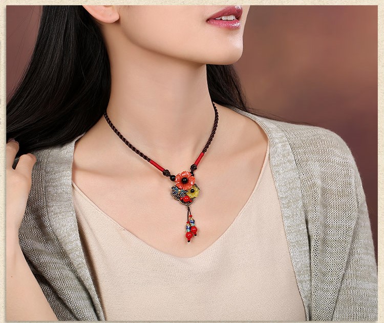 古銅紋理韻味首飾：民族風鎖骨鏈項鏈