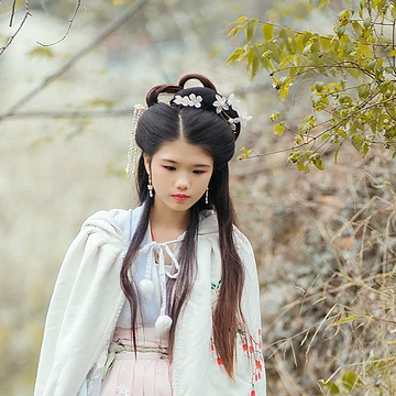 清新典雅女生頭像，唯美古風(fēng)真人頭像