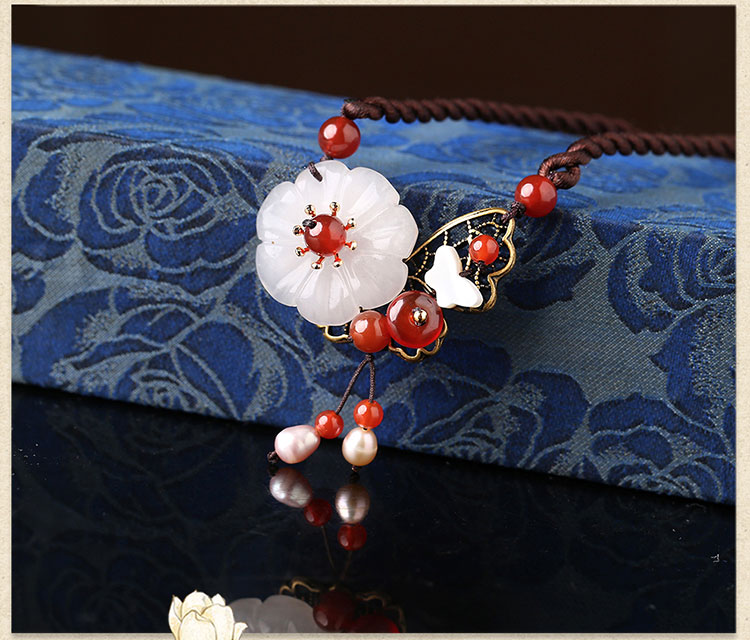 潔白的玉花吊墜古風鎖骨鏈項鏈