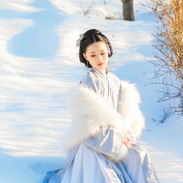 優(yōu)雅冰雪美人古風頭像，唯美古風真頭像