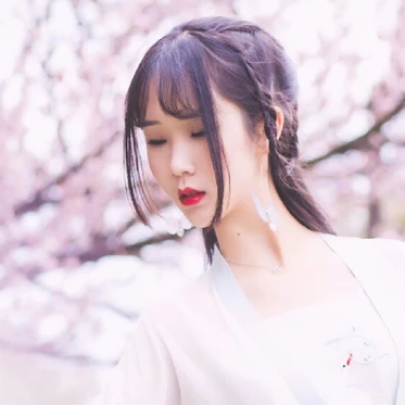 翩翩仙氣女生頭像，唯美古風真頭像