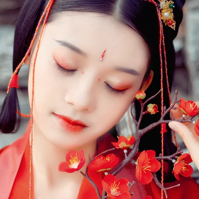 紅梅紅衣女生頭像，唯美古風(fēng)真人頭像
