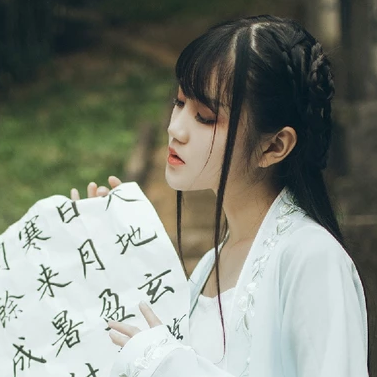 清新雅潔文藝女生頭像，唯美古風(fēng)真人頭像