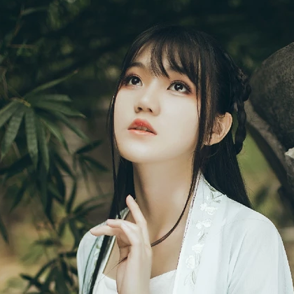 清新雅潔文藝女生頭像，唯美古風(fēng)真人頭像