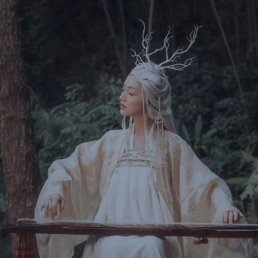 森林精靈文藝女生頭像，唯美古風真人頭像