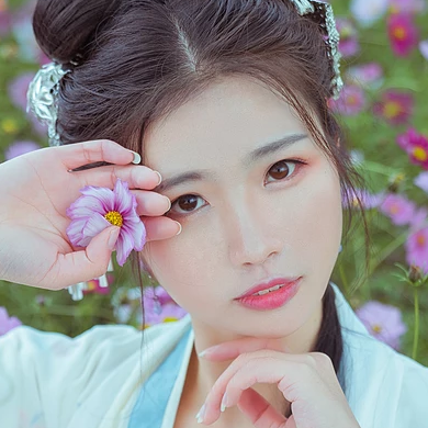 花開文藝女生頭像，唯美古風真人頭像