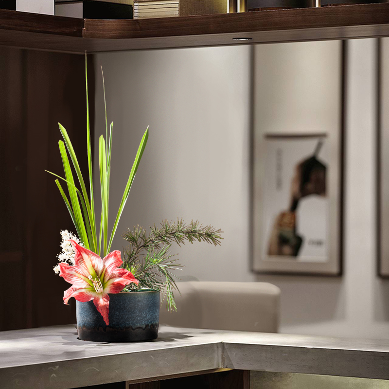 詩(shī)意山水插花藝術(shù)：手工陶瓷花器中式插花