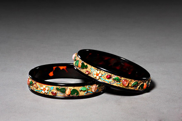 超時(shí)尚的清朝珠寶首飾，這股潮范怎么比？