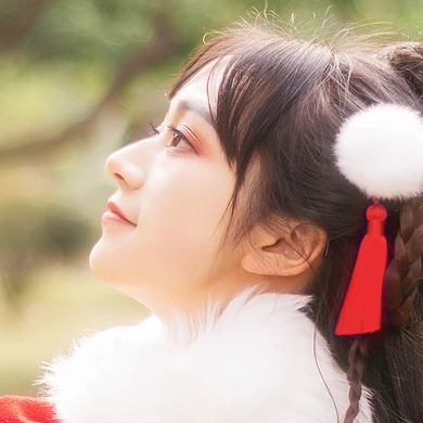 俏皮可愛帶折扇女生頭像，唯美古風(fēng)真人頭像