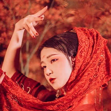 朱紅嬌艷女生頭像，唯美古風(fēng)真人頭像