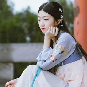 清新帶傘女生頭像，唯美古風(fēng)真人頭像