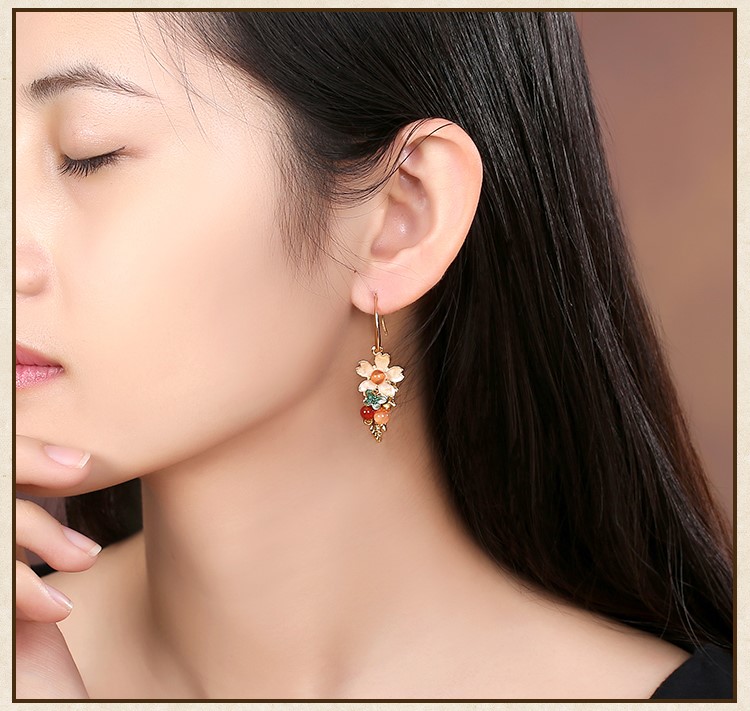 超仙氣質(zhì)花卉耳環(huán)，典雅鍍金耳飾首飾