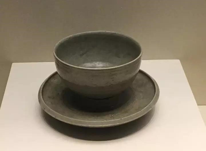 六朝青瓷：中國陶瓷史，一部青瓷史!