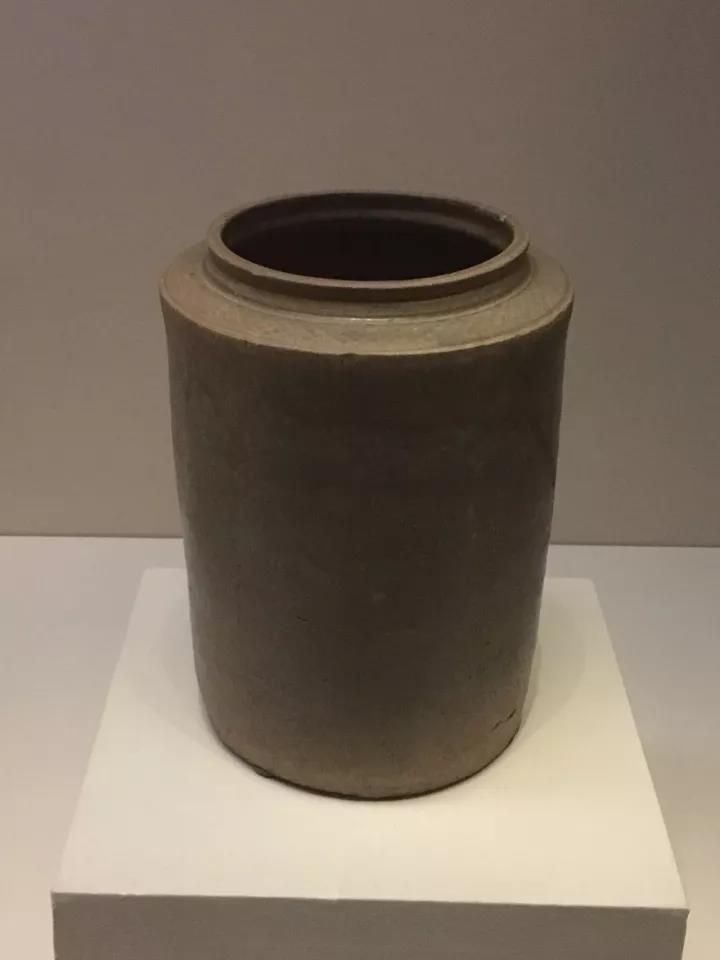 六朝青瓷：中國陶瓷史，一部青瓷史!