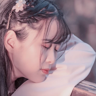 油紙傘下清新文藝女生頭像，唯美古風(fēng)真人頭像